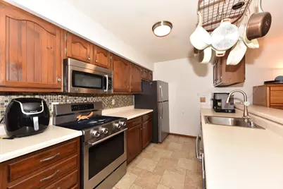 N49W36111  Nottingham Ln #3, Oconomowoc, WI 53066 - Photo 9