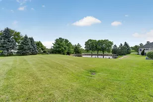 112 Walnut Ridge Rd, Racine, WI 53182 - Photo 27