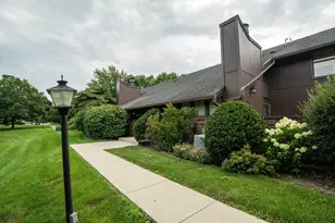 5190 Woodbridge Ln, Greenfield, WI 53221 - Photo 35