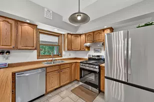 6242 Pleasant Valley Rd, Cedarburg, WI 53024 - Photo 17