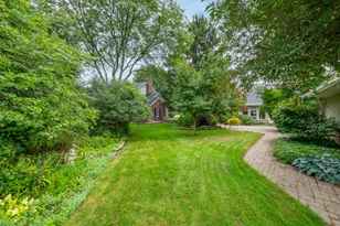 15720 W Roualt St, Brookfield, WI 53005 - Photo 33