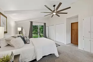 15270 Red Fox Ln, Elm Grove, WI 53122 - Photo 27