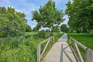 15270 Red Fox Ln, Elm Grove, WI 53122 - Photo 37