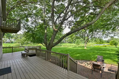 15270  Red Fox Ln, Elm Grove, WI 53122 - Photo 5