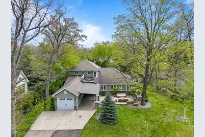 1069  Sauganash Dr, Fontana, WI 53125 - Photo 5