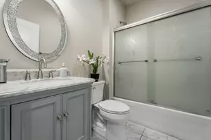 9022 W Stuth Ave, West Allis, WI 53227 - Photo 15