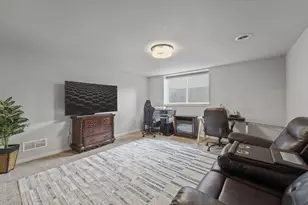9022 W Stuth Ave, West Allis, WI 53227 - Photo 17