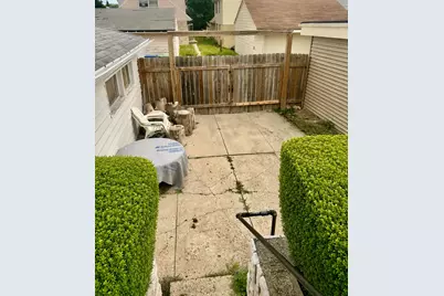 5740 N 98th St, Milwaukee, WI 53225 - Photo 15
