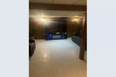 5740 N 98th St, Milwaukee, WI 53225 - Photo 11