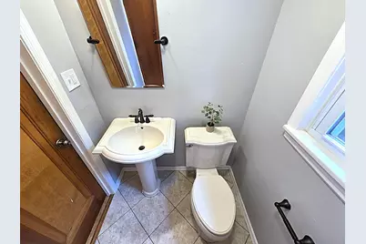 9609 W Grant St, West Allis, WI 53227 - Photo 31