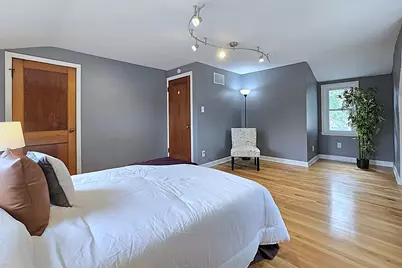9609 W Grant St, West Allis, WI 53227 - Photo 25