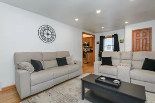 1608 Beverly Ln, West Bend, WI 53090 - Photo 17
