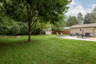 1608  Beverly Ln, West Bend, WI 53090 - Photo 5