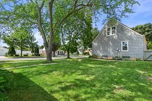 3776 S 19th St, Milwaukee, WI 53221 - Photo 3