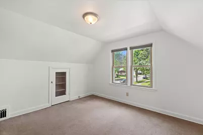 3776 S 19th St, Milwaukee, WI 53221 - Photo 17