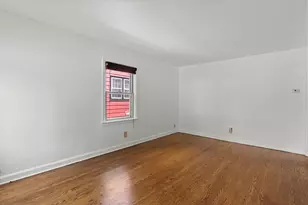 3776 S 19th St, Milwaukee, WI 53221 - Photo 9