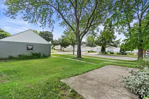3776 S 19th St, Milwaukee, WI 53221 - Photo 5