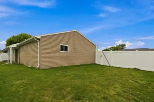 3519 W Marshall St, Manitowoc, WI 54220 - Photo 19