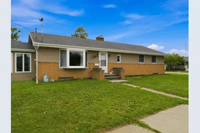 3519 W Marshall St, Manitowoc, WI 54220 - Photo 1