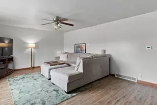 3519 W Marshall St, Manitowoc, WI 54220 - Photo 3