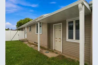 3519 W Marshall St, Manitowoc, WI 54220 - Photo 21