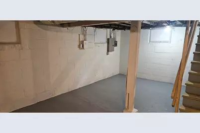 2871 N 50th St, Milwaukee, WI 53210 - Photo 11