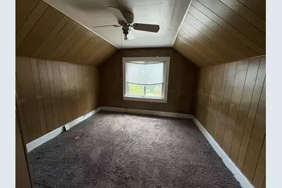 1933 S 68th St, West Allis, WI 53219 - Photo 9