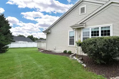 2911  Clear Water Ln, Waukesha, WI 53189 - Photo 5
