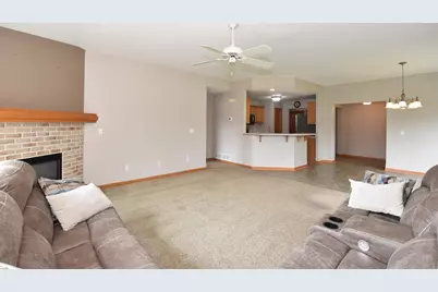 2911  Clear Water Ln, Waukesha, WI 53189 - Photo 13