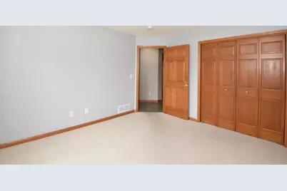 2911  Clear Water Ln, Waukesha, WI 53189 - Photo 29
