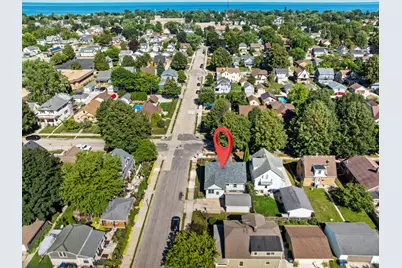 2202  Henry St, Sheboygan, WI 53081 - Photo 23