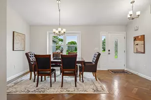 N64W13863 Cobblestone Dr, Menomonee Falls, WI 53051 - Photo 5