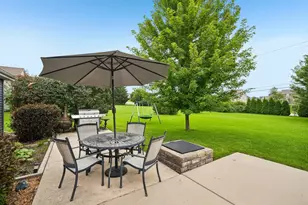 N64W13863 Cobblestone Dr, Menomonee Falls, WI 53051 - Photo 51