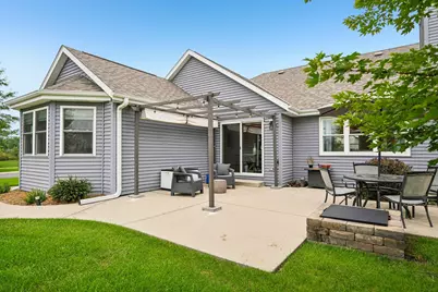 N64W13863  Cobblestone Dr, Menomonee Falls, WI 53051 - Photo 53