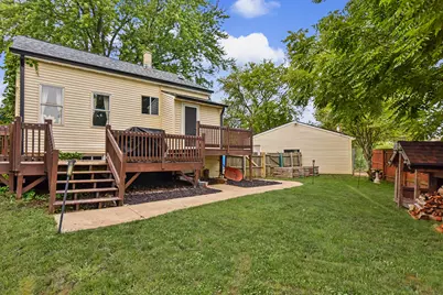 3678 S Bombay Ave, Saint Francis, WI 53235 - Photo 19