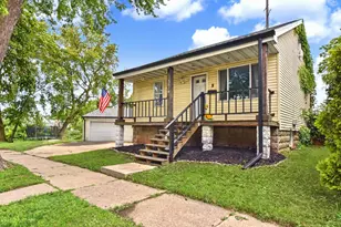3678 S Bombay Ave, Saint Francis, WI 53235 - Photo 1