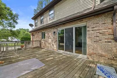 7849  Green Bay Rd, Pleasant Prairie, WI 53142 - Photo 33