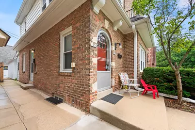 1554 E Hampton Dr, Whitefish Bay, WI 53217 - Photo 35
