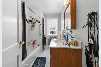 1554 E Hampton Dr, Whitefish Bay, WI 53217 - Photo 31