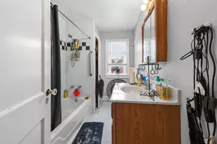 1554 E Hampton Dr, Whitefish Bay, WI 53217 - Photo 31