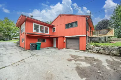N69W20947  Pleasant St, Menomonee Falls, WI 53051 - Photo 7