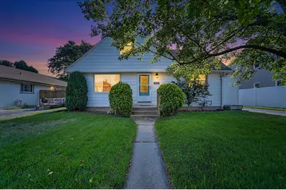 4310 S Iowa Ave, Saint Francis, WI 53235 - Photo 21