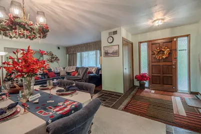 W152N7406  Westwood Dr, Menomonee Falls, WI 53051 - Photo 5