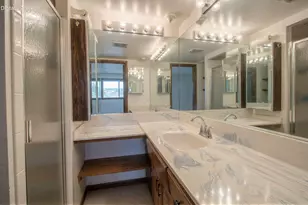 W152N7406 Westwood Dr, Menomonee Falls, WI 53051 - Photo 31