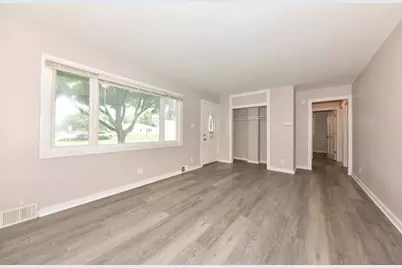5335 N 68th St, Milwaukee, WI 53218 - Photo 3