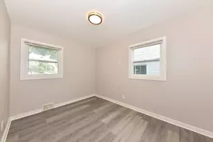 5335 N 68th St, Milwaukee, WI 53218 - Photo 15