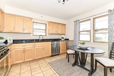 1009 W Morgan Ave, Milwaukee, WI 53221 - Photo 11