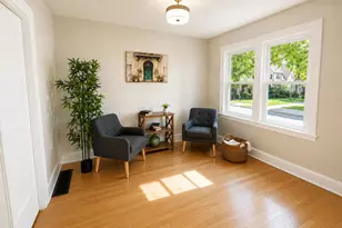 4937 N Hollywood Ave, Whitefish Bay, WI 53217 - Photo 5