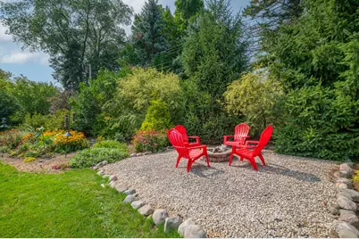 16520 W Heatherly Dr, New Berlin, WI 53151 - Photo 33