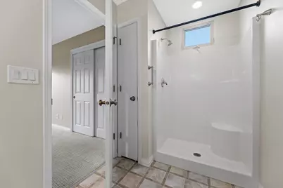 8407 S Cortland Dr, Oak Creek, WI 53154 - Photo 19